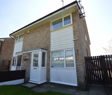 2 Bedroom Semi-Detached House - Photo 6