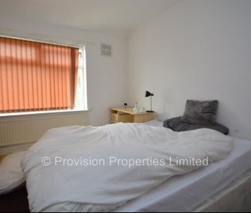 3 Bedroom for rent Leeds - Photo 3