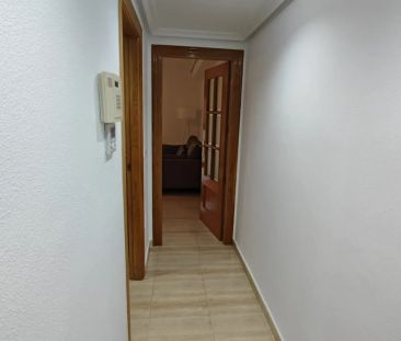 Apartamento de alquiler en Ronda Sur - Photo 4