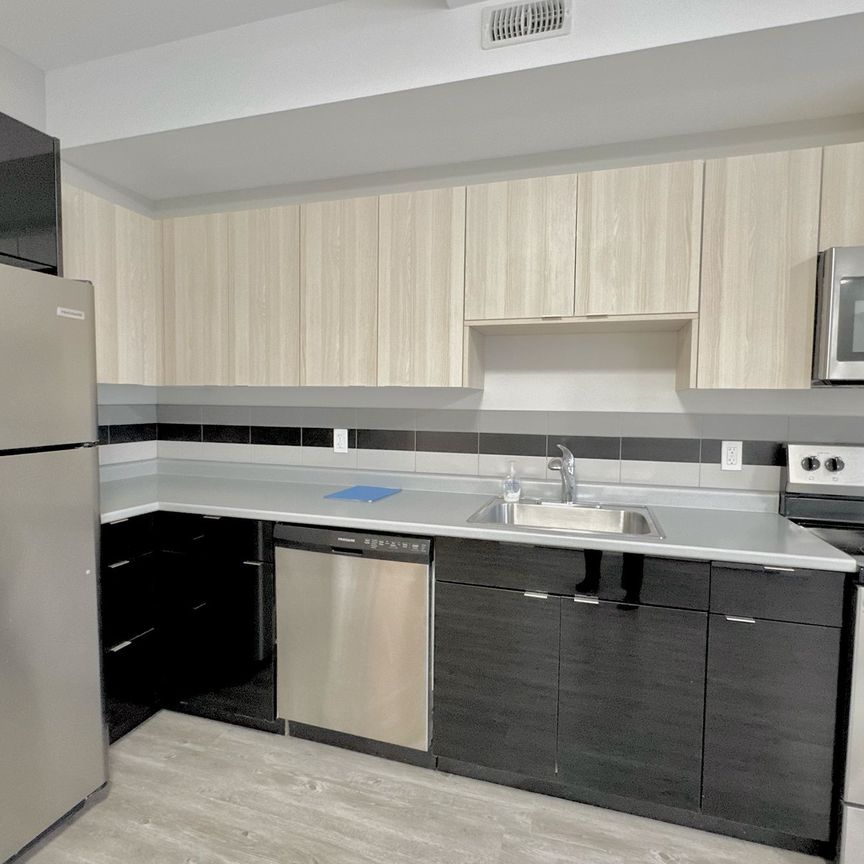 For Lease - 147 Pond Mills Road Unit# 1, London South, Ontario - Photo 1