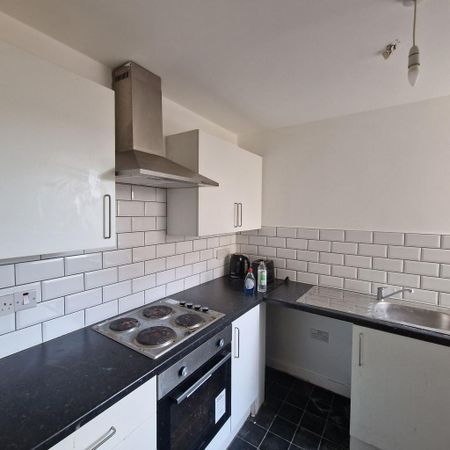 1 bedroom apartment to rent - Photo 4
