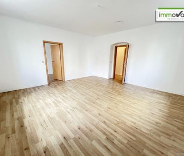 3-Raum-Wohnung in bester Innenstadtlage mit Tageslichtbad, Wanne un... - Foto 1