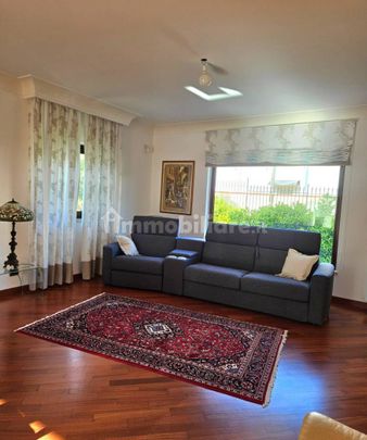 Villa unifamiliare 245 m², Mondello - Valdesi, Palermo - Photo 1
