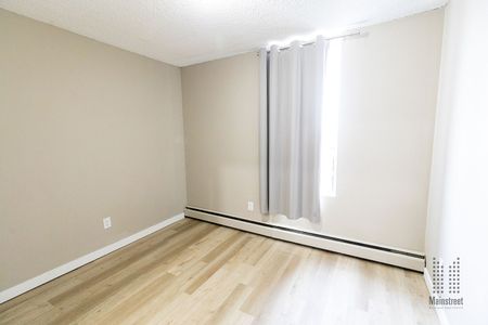 1611 23 Avenue SW, Calgary - Photo 4