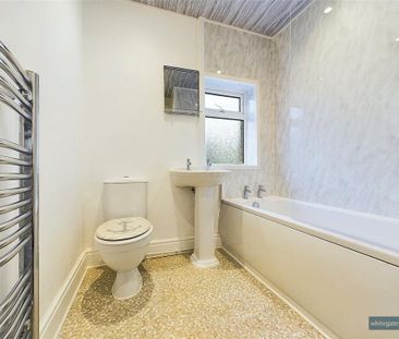 3 bedroom terraced house to rent - Photo 6