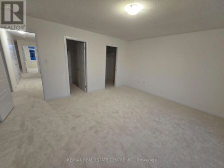 20 HERITAGE WAY - Photo 2