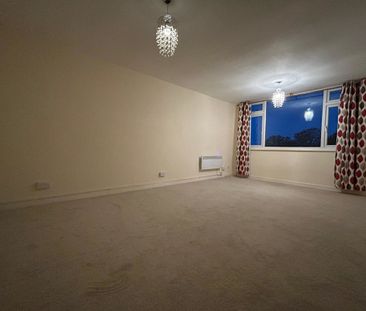 Savoy Close, Harborne, Birmingham - Photo 4