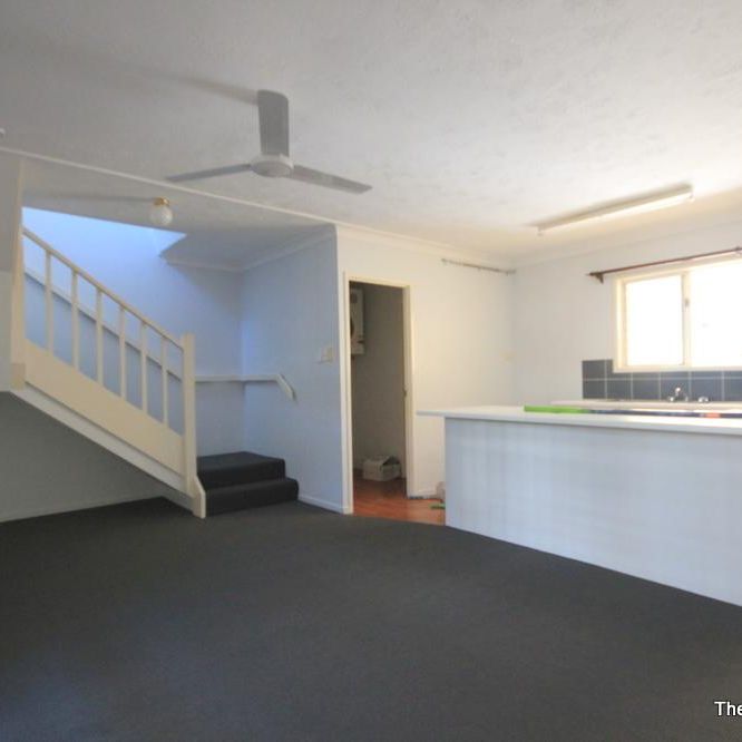 CONVENIENCE IS KEY! - Photo 1