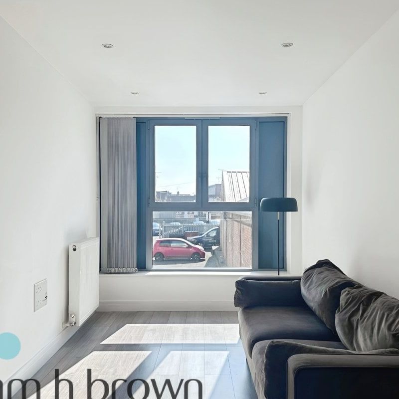 New London Road, Chelmsford City Centre - Photo 1