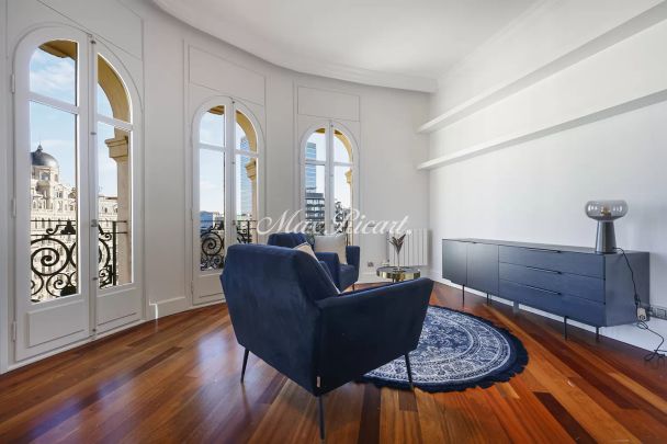 Amueblado de diseño en Francesc Macià - Foto 1