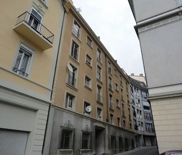 Appartement de 1.5 pièce au 5ème étage entièrement rénové - Photo 1