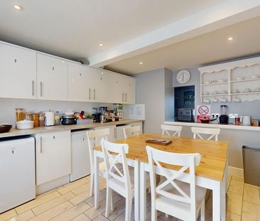 1 bedroom semi-detached house to rent - Photo 4