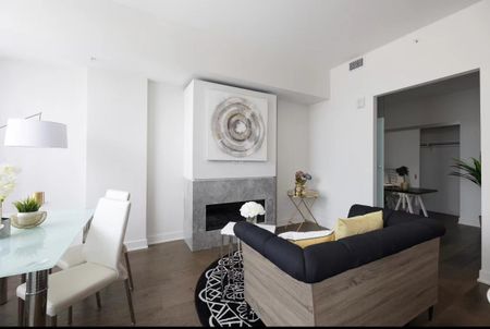 1288 Rue St-Antoine O., apt. TH2 - Photo 5