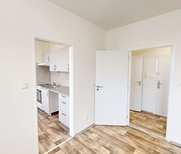 Pronájem bytu 2+1 44 m² - Photo 1