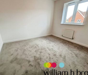 Redwing Close - Photo 3