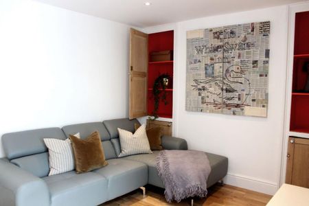 5 bedroom terraced house to rent - Photo 2