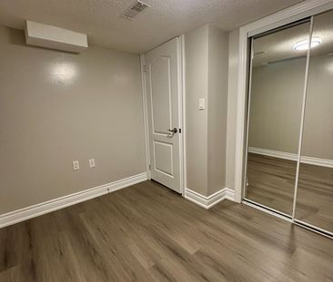 For Lease - 40 Bobolink Avenue, Toronto, Ontario - Photo 5