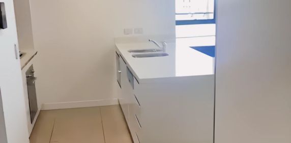 887 S Dowling St, Sydney - Photo 2