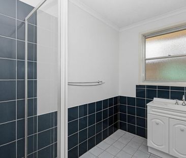 Charming Family Home in California Gully - Photo 5