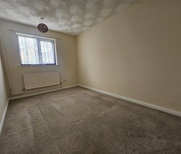 2 bedroom bungalow to rent - Photo 1