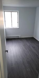 Très Bel Appartement 4 1/2 DDO à Louer - Boulevard des Sources - Photo 4