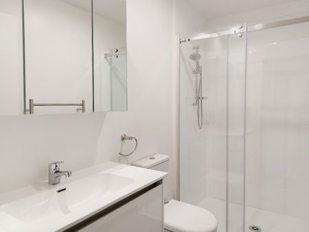 Spacious 3-Bedroom Home in Totara Park - Photo 4