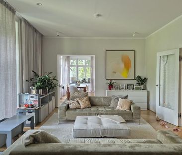 Altbaujuwel auf der Gugl! 143 m² WNFL + 16 m² Balkon, 4 Zimmer, gen... - Photo 3