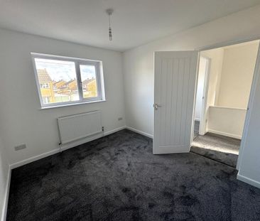 3 bedroom semi-detached house to rent - Photo 4