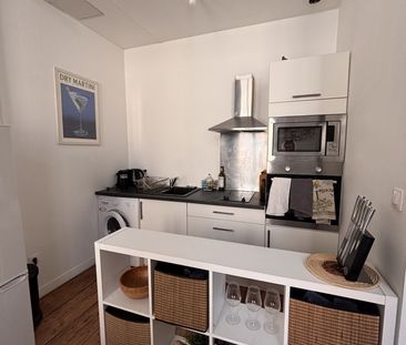 Location Appartement 2 pièces 43m² BORDEAUX 33000 - Photo 5