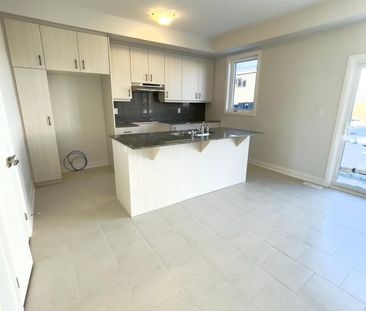 For Lease - 87 Windtree Way, Halton Hills, Ontario - Photo 5