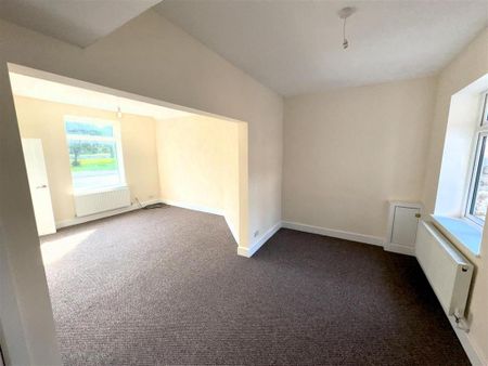 2 bedroom property to rent - Photo 4