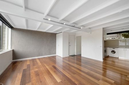 8/9 Denbigh Road, Armadale - Photo 2