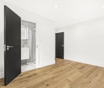 4 bedroom flat to rent - Photo 4