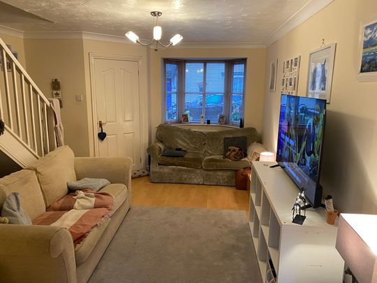 A two bedroom mid-terrace property with two double bedrooms, garage and parking, Aylesbury. Viewing a must! - Photo 1