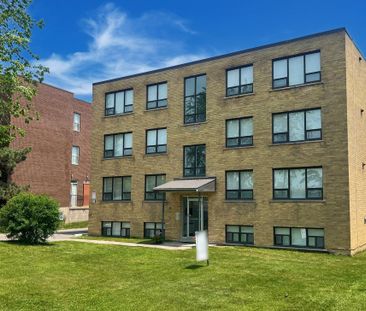 For Lease - 9901 Yonge Street Unit# 4, Richmond Hill, Ontario - Photo 3