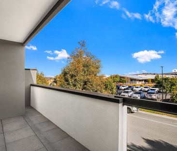 Townhouse Treasure with Balcony Views - Photo 5