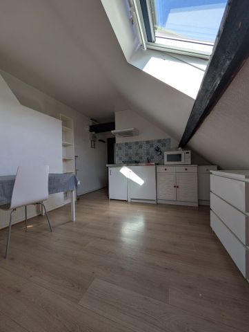 Location Appartement 1 pièce 11m² - Photo 3