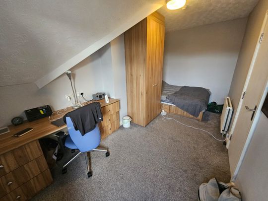 7 Bed - 59 Cardigan Lane, Burley, Leeds - LS4 2LN - Student - Photo 1