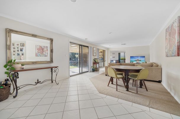 1 Stringybark Drive, Jerrabomberra NSW 2619 - House For Rent | Domain - Photo 1