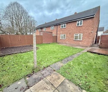 3 bedroom end of terrace house to rent - Photo 5