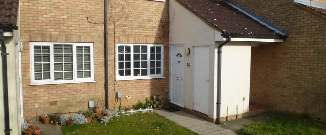 1 Bed Maisonette, Claverley Green, LU2 - Photo 1