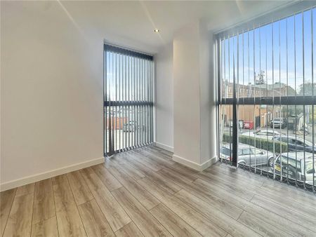 1 bedroom apartment to rent - Photo 2