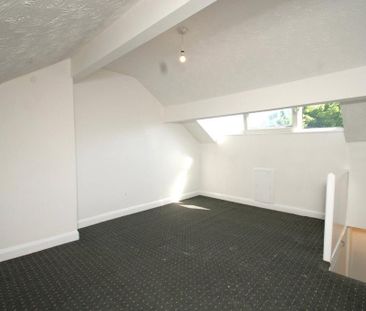 2 bedroom end of terrace house to rent - Photo 6