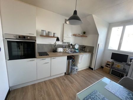 Location Appartement 2 pièces 49m² COUTANCES 50200 - Photo 5