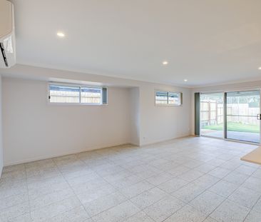 33 Raven Court, Park Ridge QLD 4125 - House For Rent | Domain - Photo 6