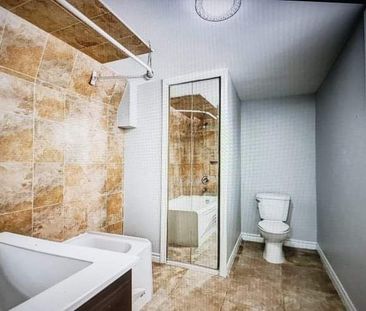 For Lease - 107 Galloway Road, Toronto, Ontario - Photo 4