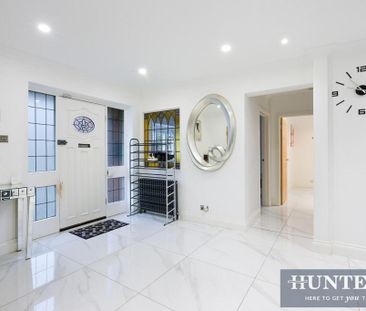 4 bedroom detached house to rent - Photo 5