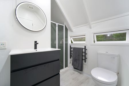 Rare Family Sanctuary in Nature - Photo 3