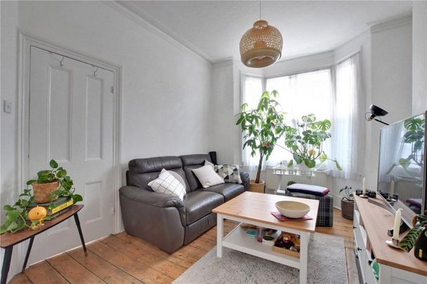 3 bedroom terraced house to rent - Photo 1