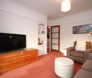 2 bedroom detached bungalow to rent - Photo 4